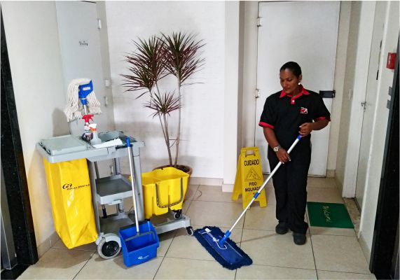 Respeitamos todas as normas ambientais para que não agridam a saúde nem o no nosso meio ambiente, orientamos sempre a utilização de produtos biodegradaveis e tomamos todos os cuidados com o uso de EPI para evitarmos qualquer tipo de problema trabalhista.